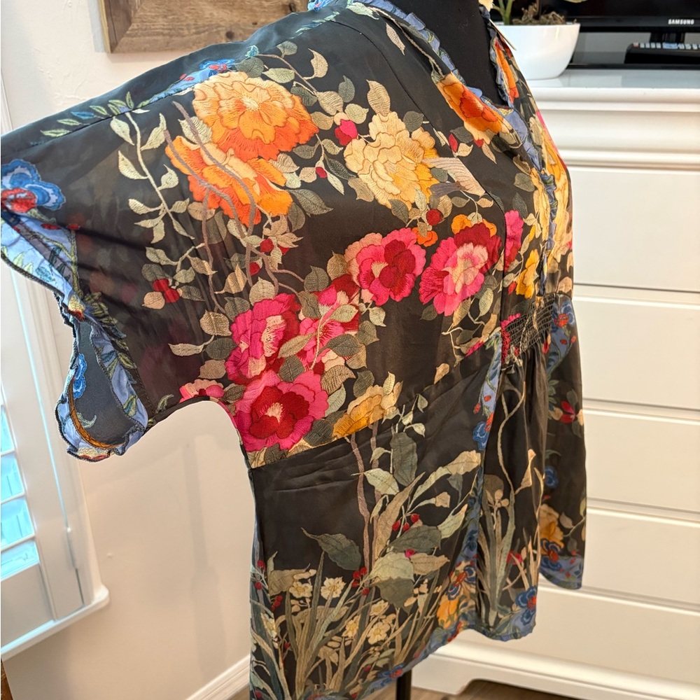 Johnny Was NWT
GRACEFUL GALAVANT BLOUSE, XXL - Picture 6 of 11